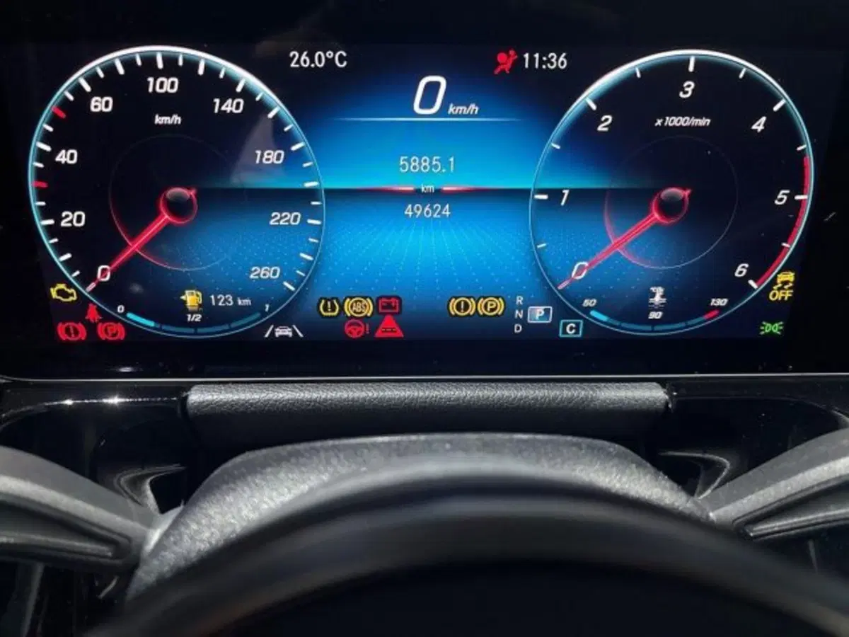 Mercedes-Benz GLA SUV usata a Bologna (13)