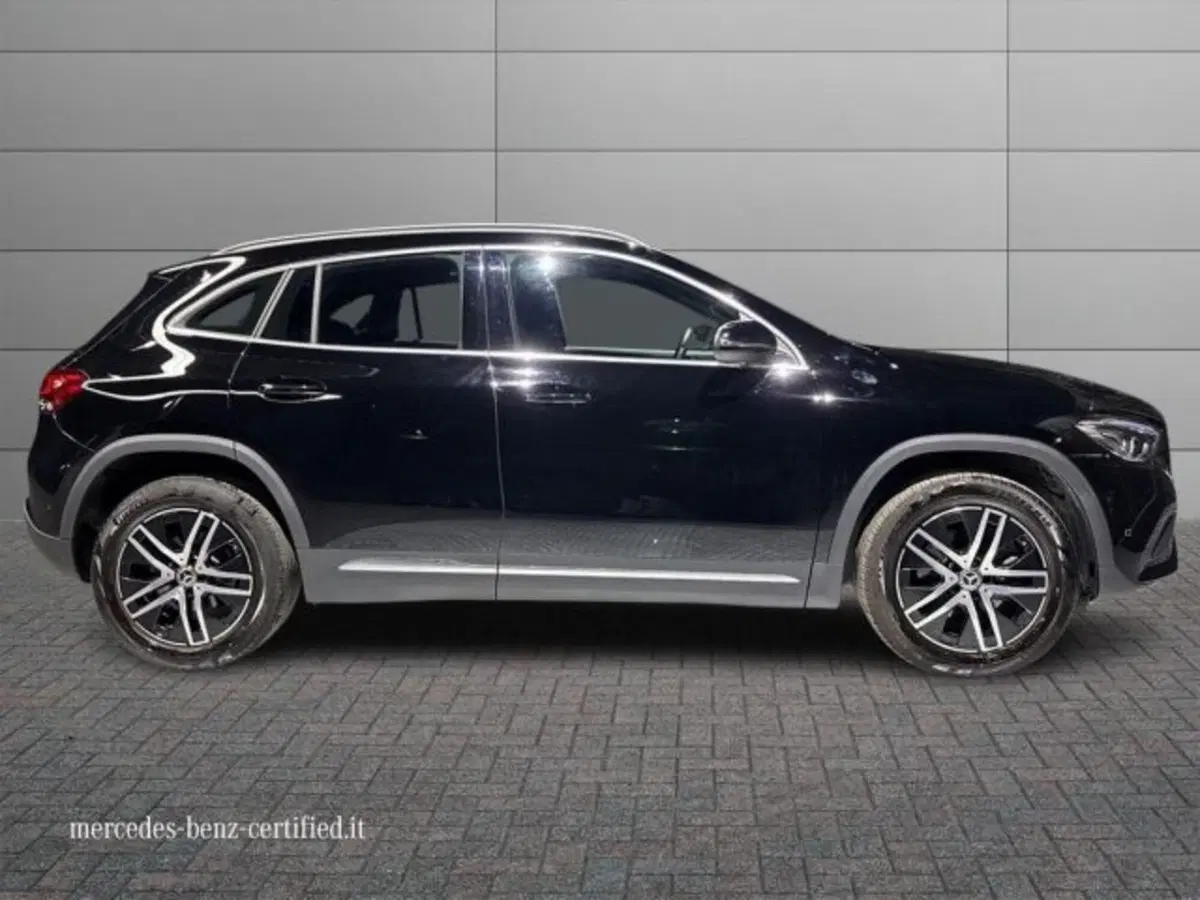Mercedes-Benz GLA SUV usata a Bologna (5)