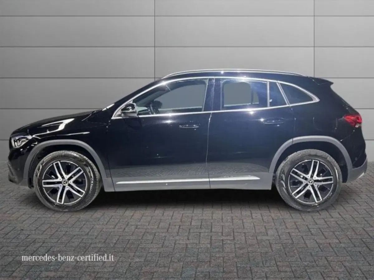 Mercedes-Benz GLA SUV usata a Bologna (6)