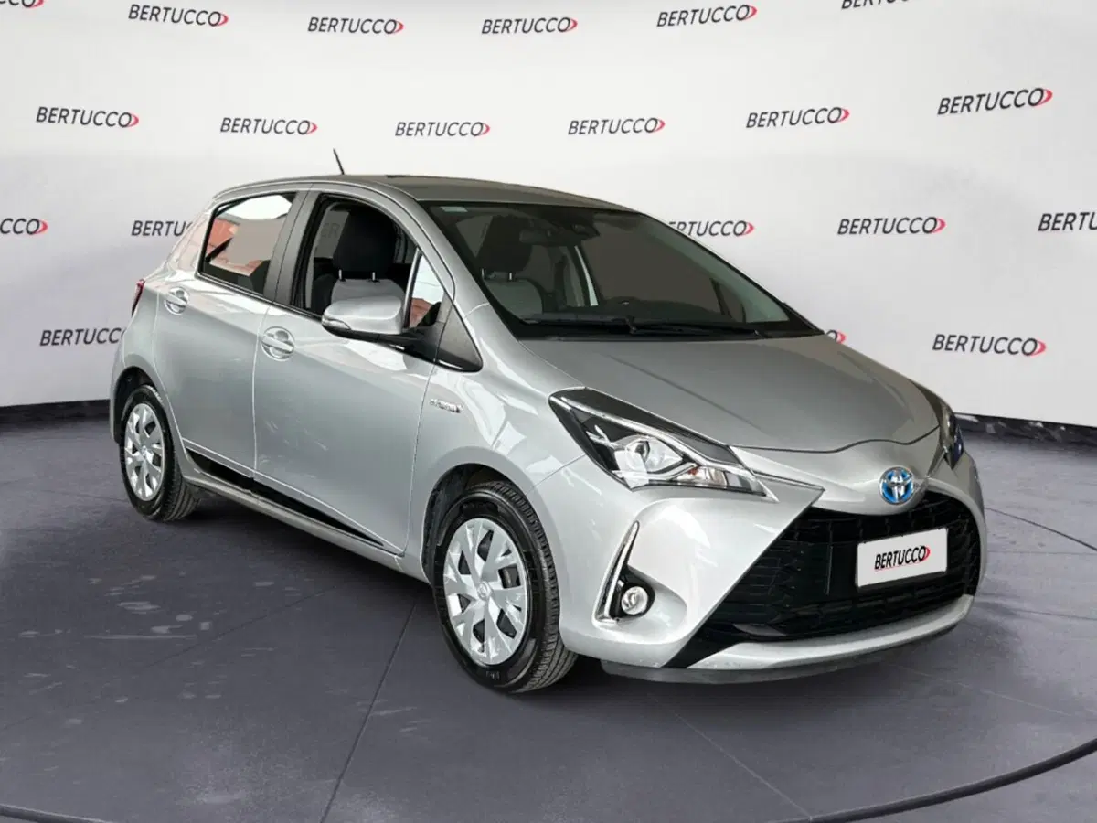 Toyota Yaris usata a Verona