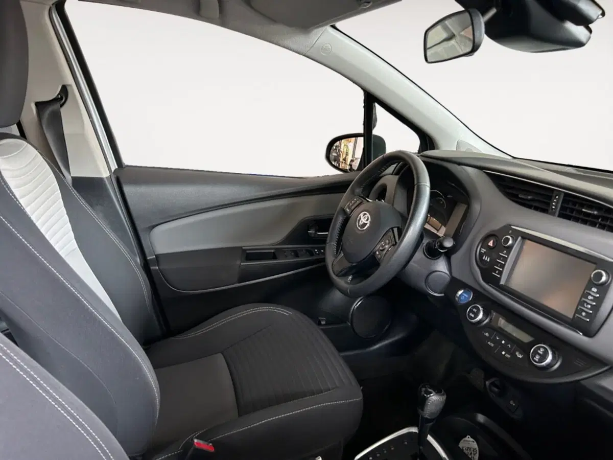 Toyota Yaris usata a Verona (6)
