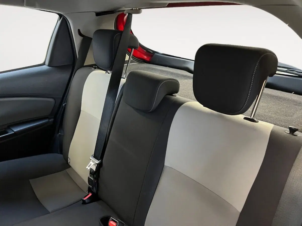 Toyota Yaris usata a Verona (8)