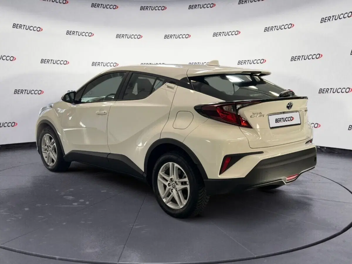 Toyota Toyota C-HR usata a Verona (4)