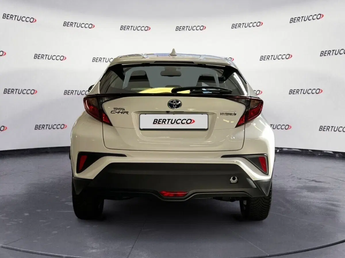 Toyota Toyota C-HR usata a Verona (5)