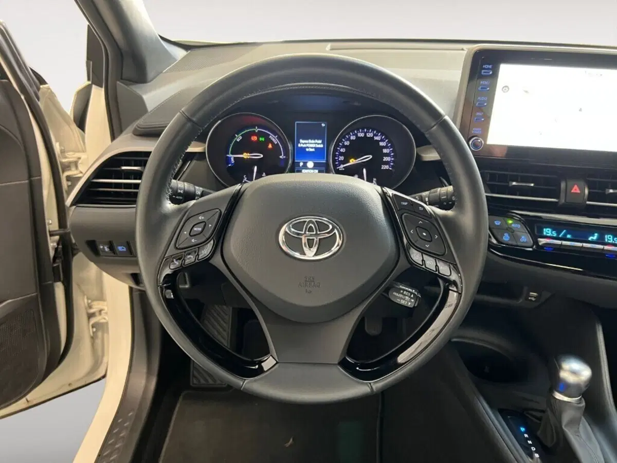 Toyota Toyota C-HR usata a Verona (9)