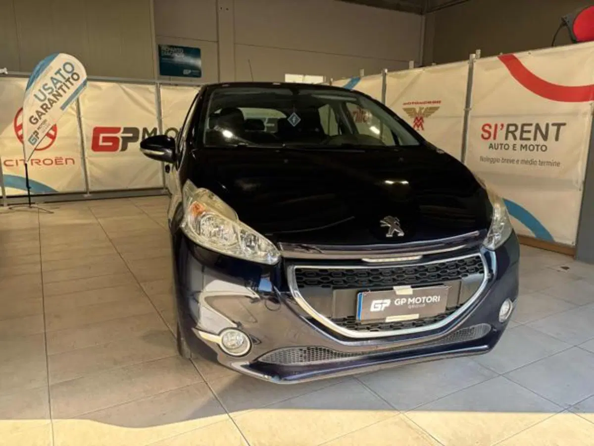 Peugeot 208 usata a Caserta (2)