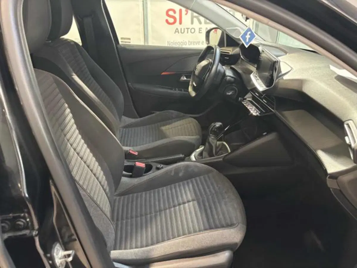 Peugeot 208 usata a Caserta (5)