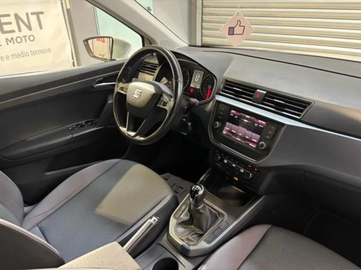 SEAT Arona usata a Caserta (8)