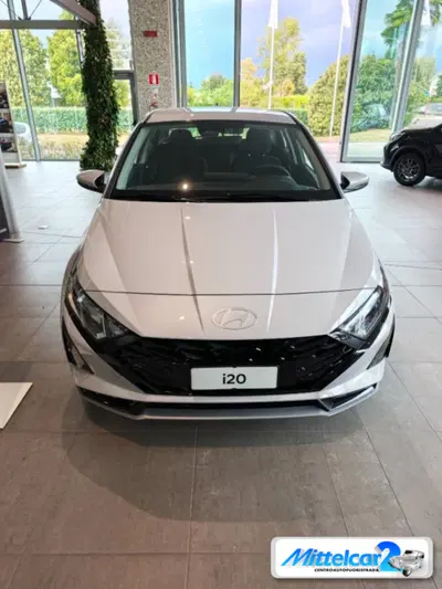 Hyundai i20 1.0 t-gdi Connectline 90cv dct nuova a Cassacco