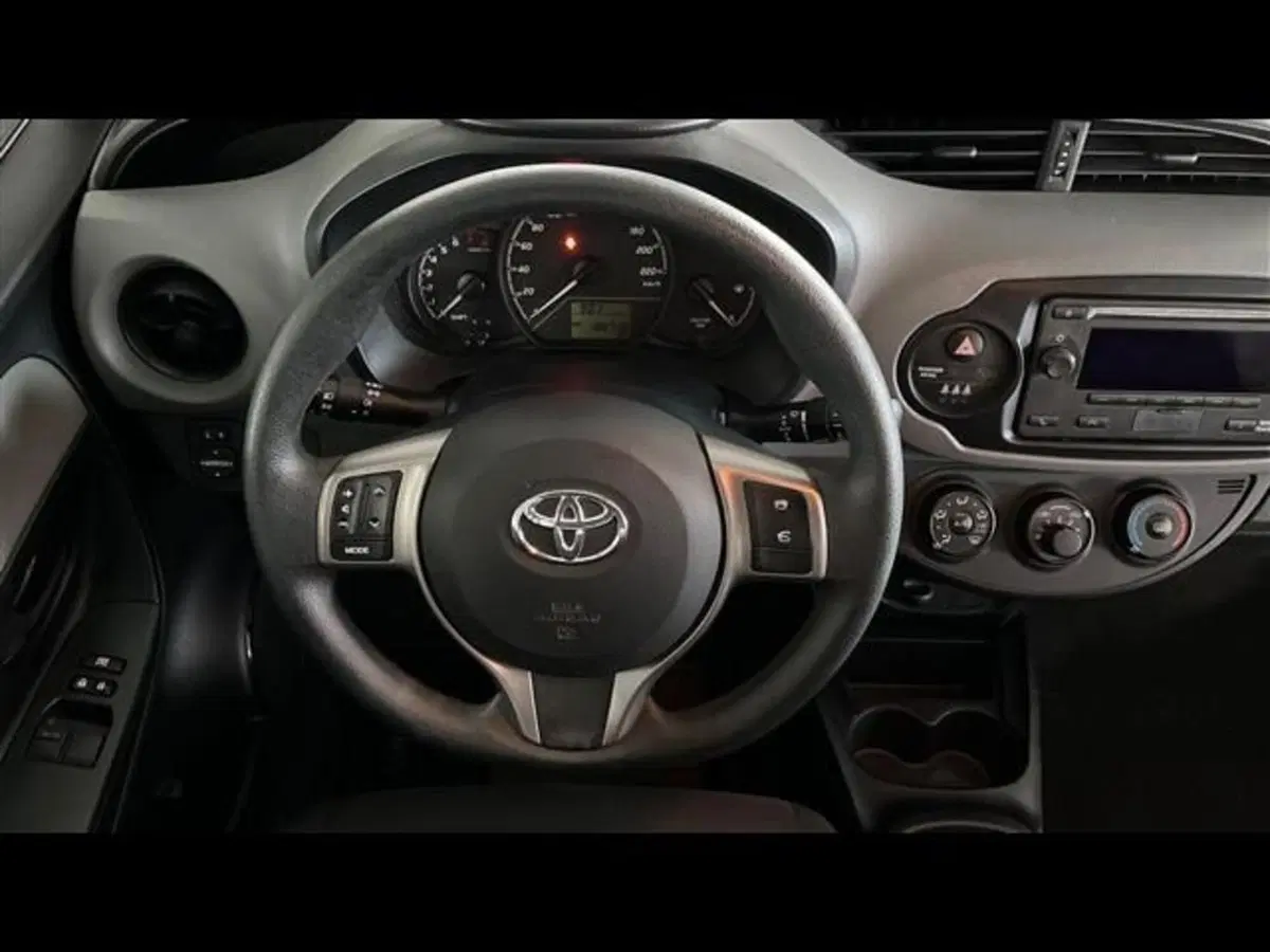Toyota Yaris usata a Firenze (7)