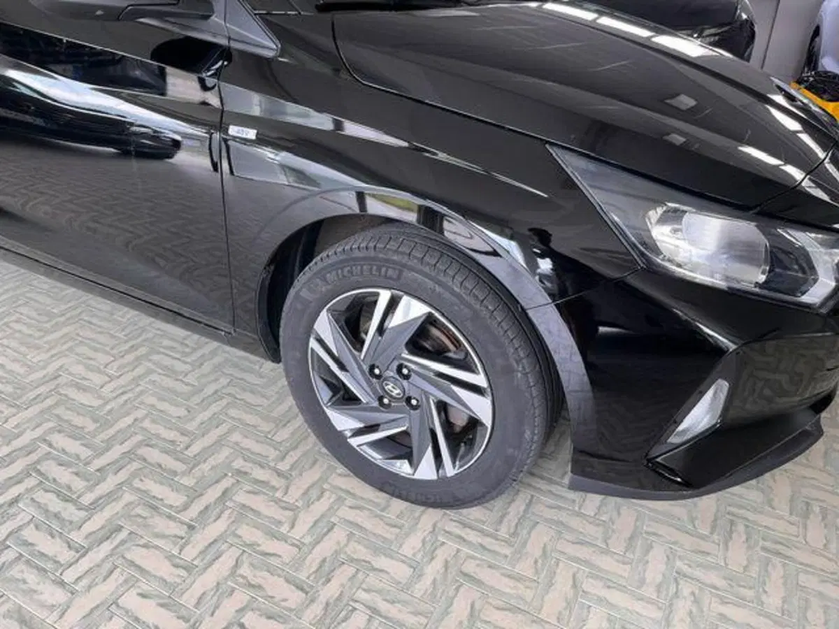 Hyundai i20 usata a Verbano Cusio Ossola (3)