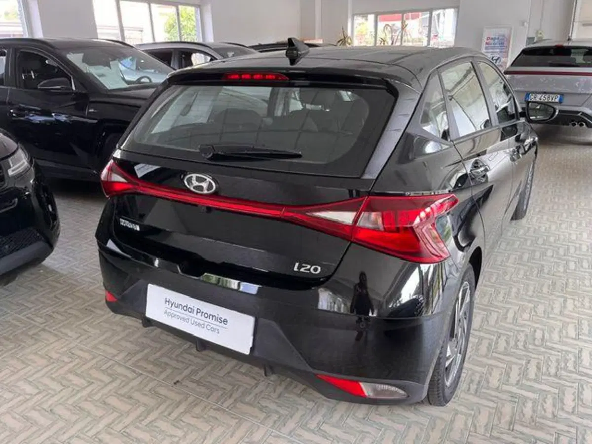 Hyundai i20 usata a Verbano Cusio Ossola (4)