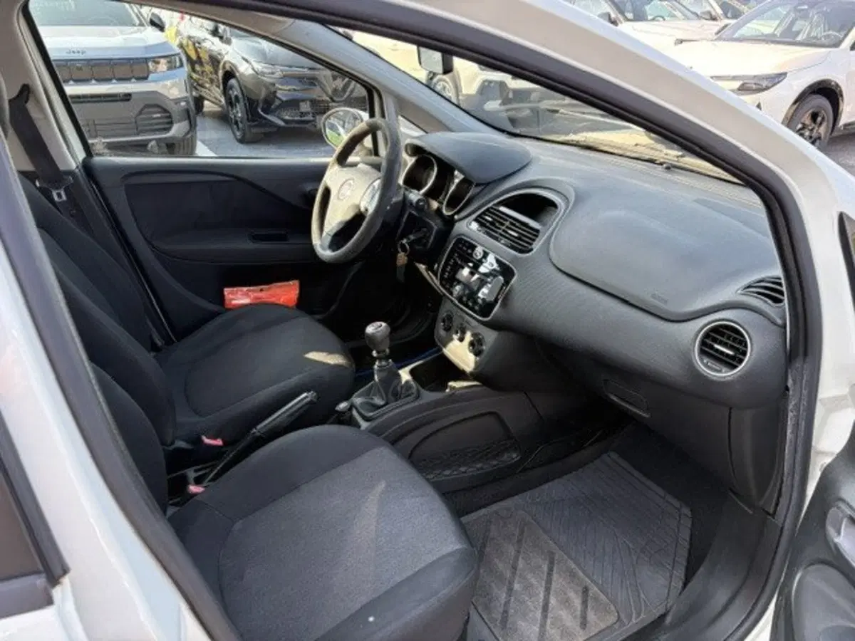 Fiat Punto usata a Macerata (11)