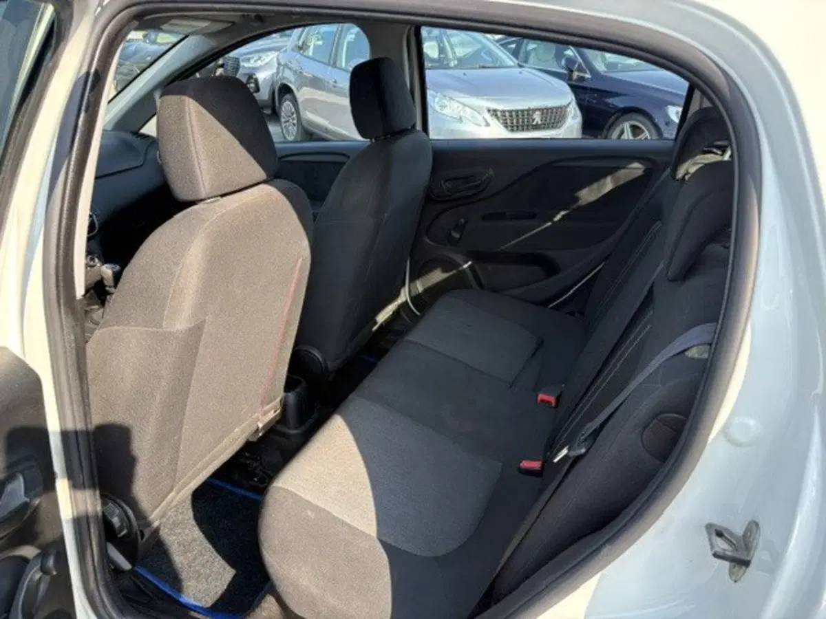Fiat Punto usata a Macerata (12)
