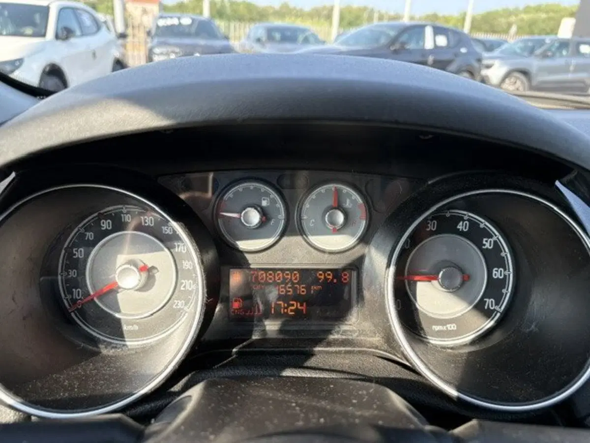 Fiat Punto usata a Macerata (13)