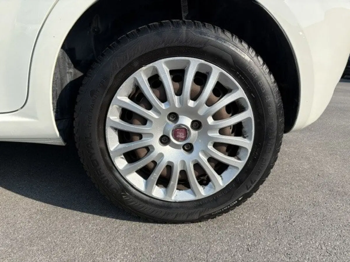 Fiat Punto usata a Macerata (9)