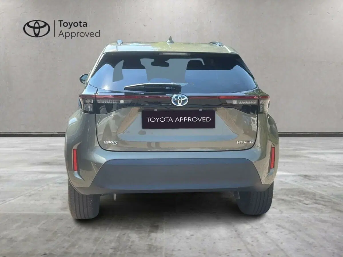 Toyota Yaris Cross usata a Lecco (12)