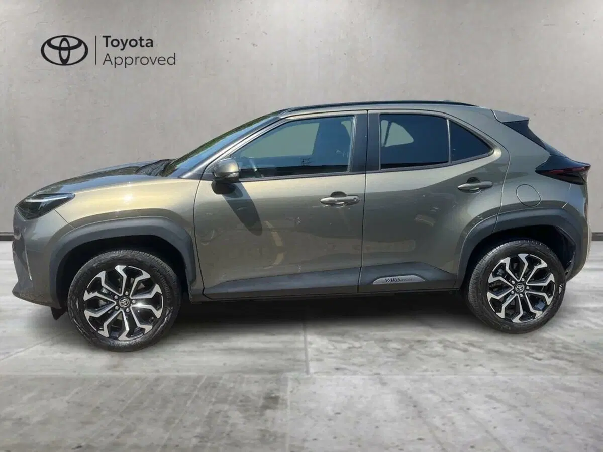 Toyota Yaris Cross usata a Lecco (3)