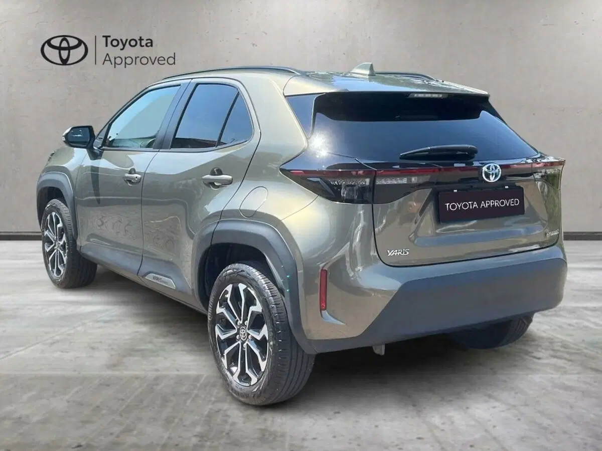 Toyota Yaris Cross usata a Lecco (5)