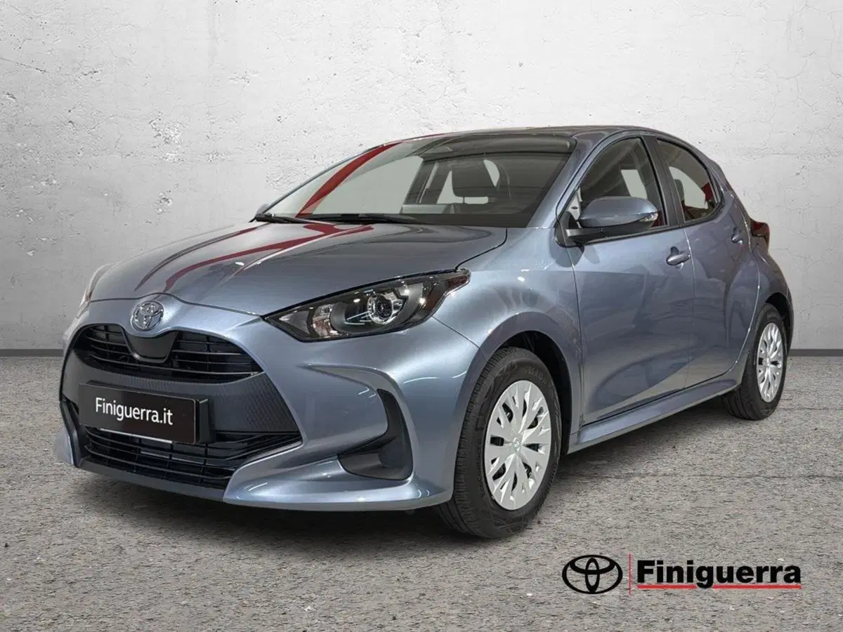 Toyota Yaris nuova a Lecco