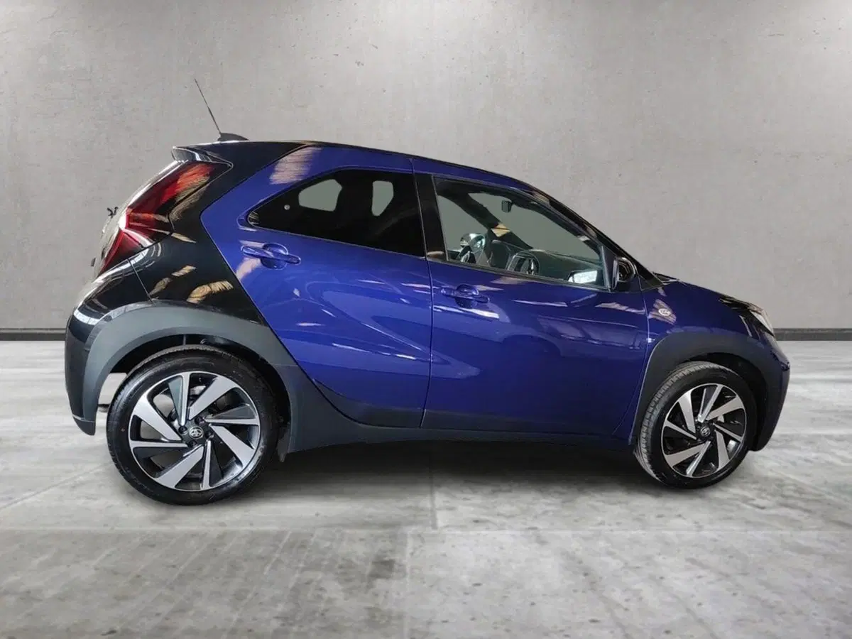 Toyota Aygo X nuova a Milano (3)