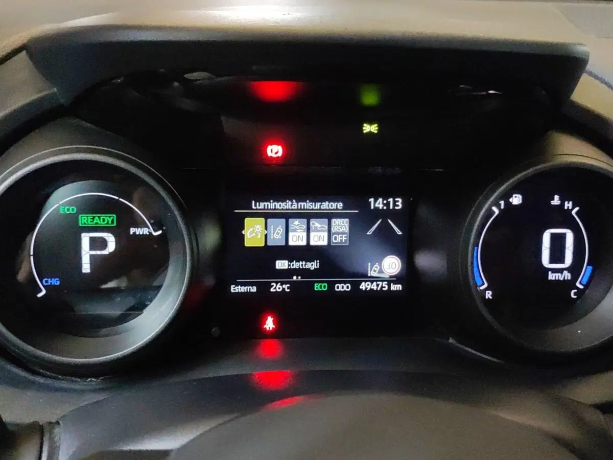 Toyota Yaris usata a Milano (10)
