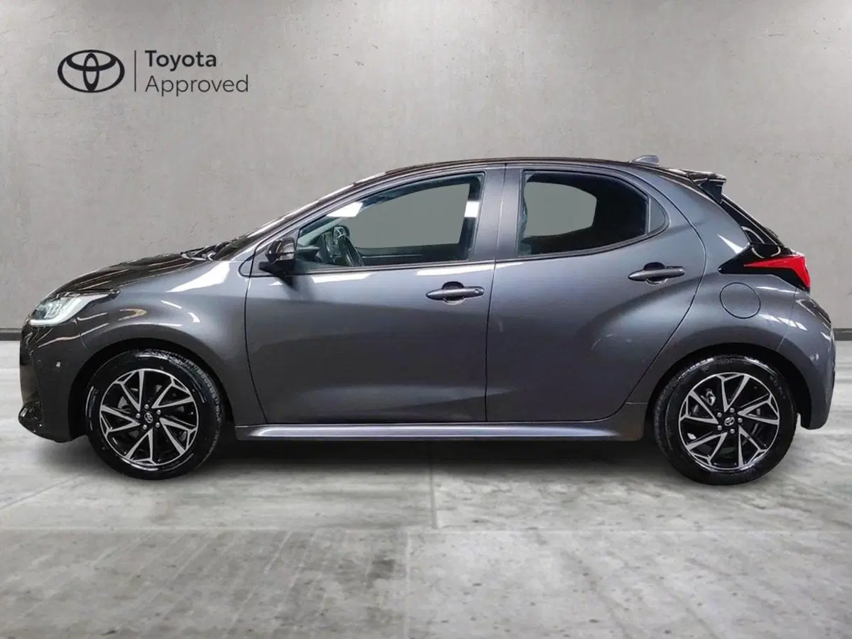 Toyota Yaris usata a Milano (4)