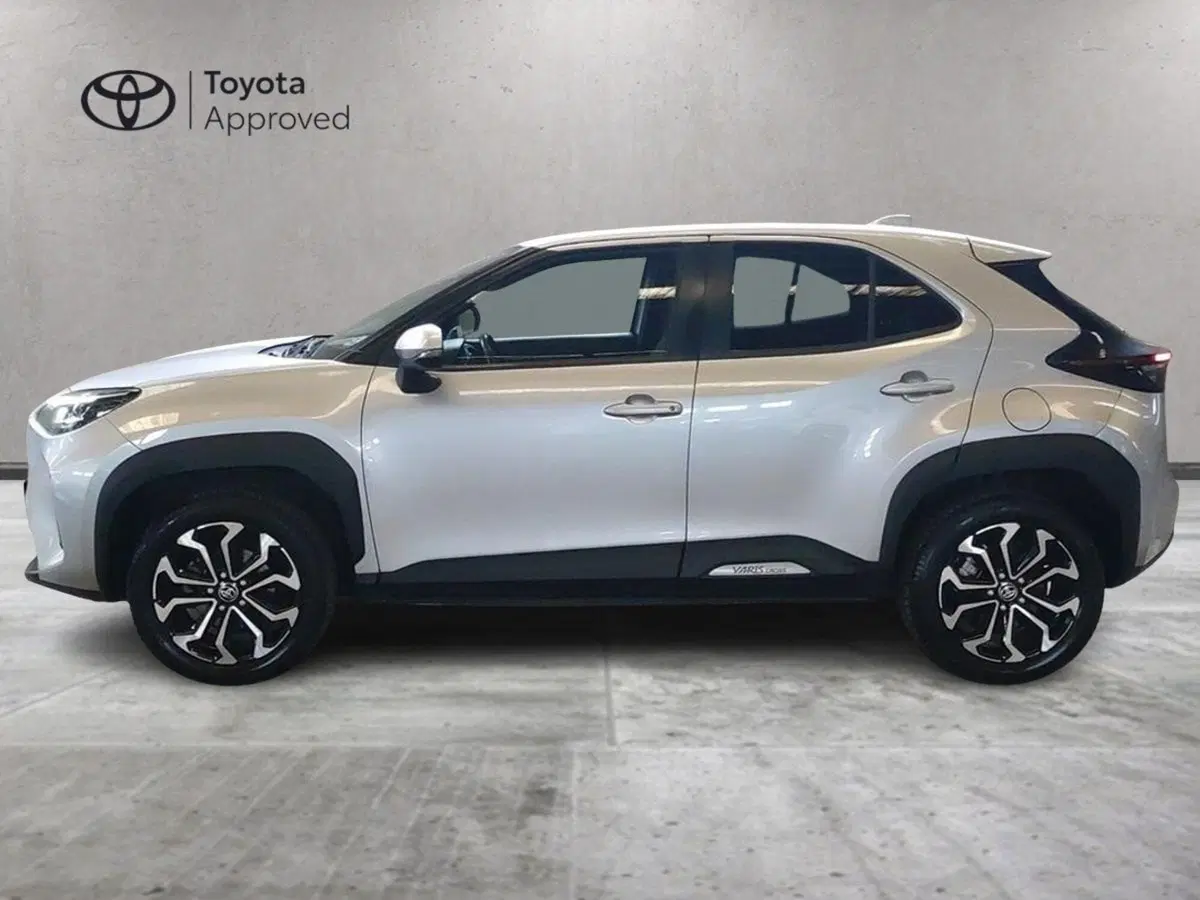 Toyota Yaris Cross usata a Milano (4)