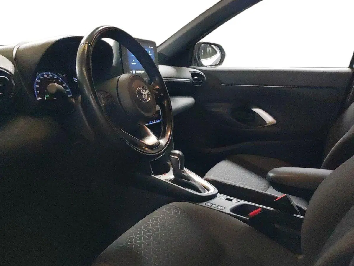 Toyota Yaris Cross usata a Milano (8)