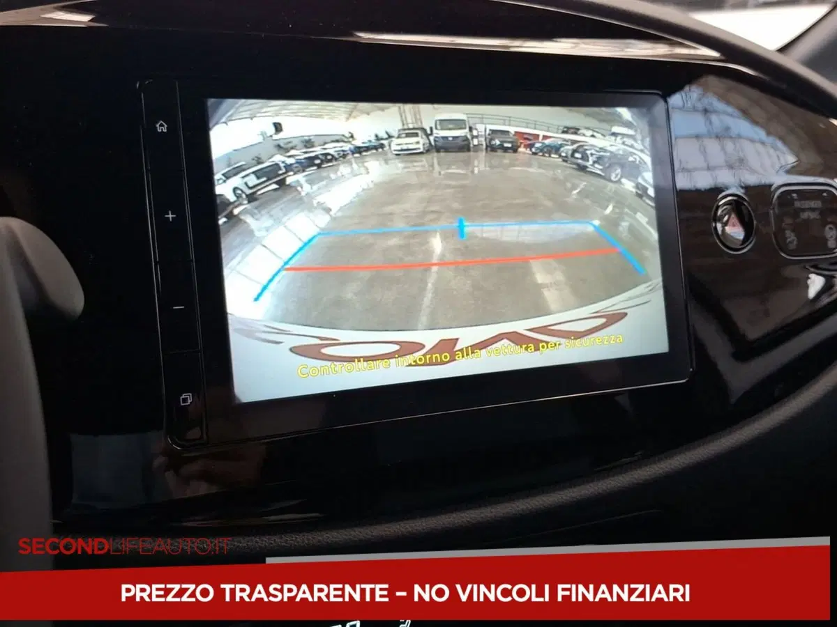 Toyota Aygo X nuova a Chieti (8)