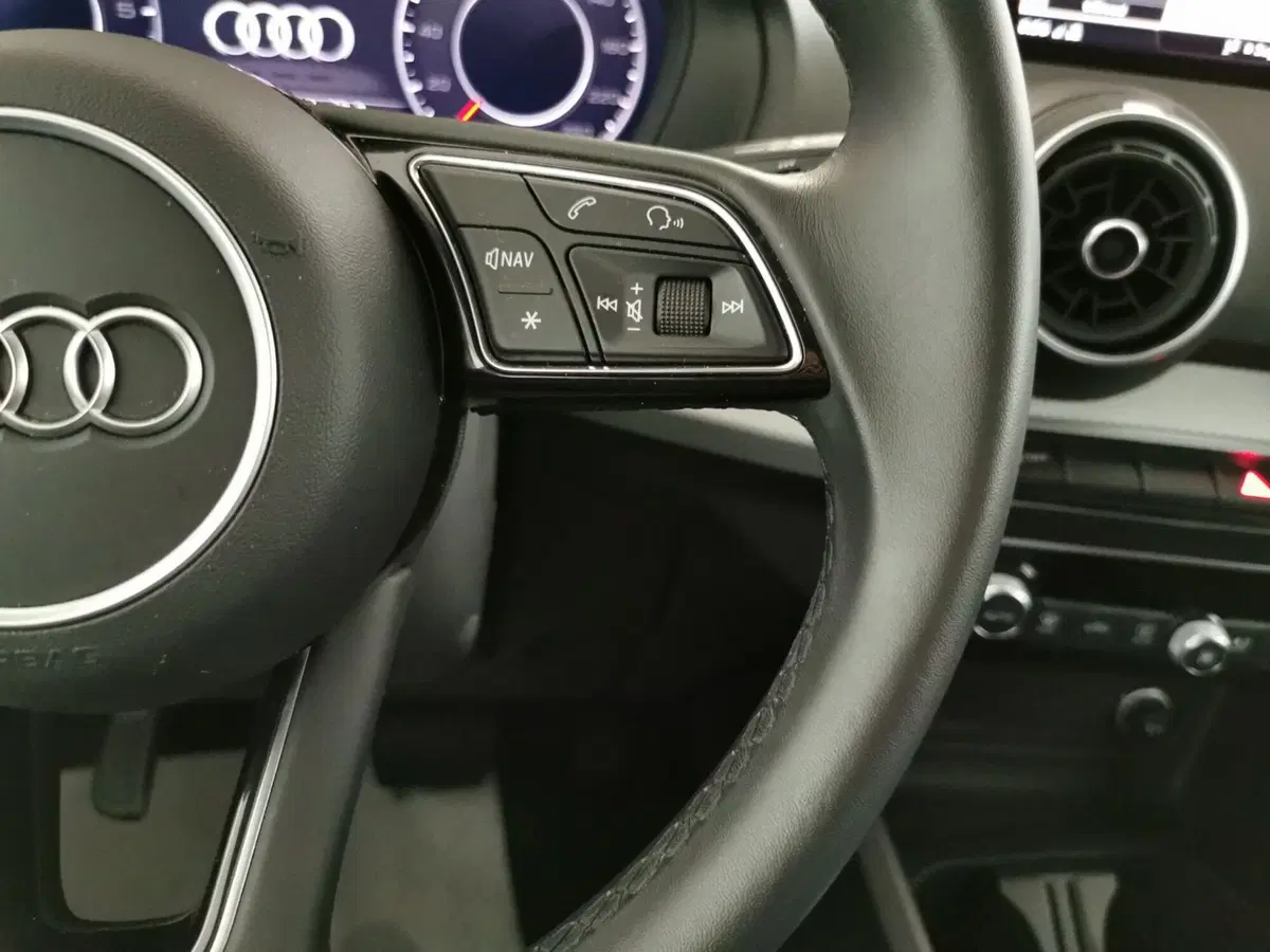 Audi Q2 usata a Chieti (11)