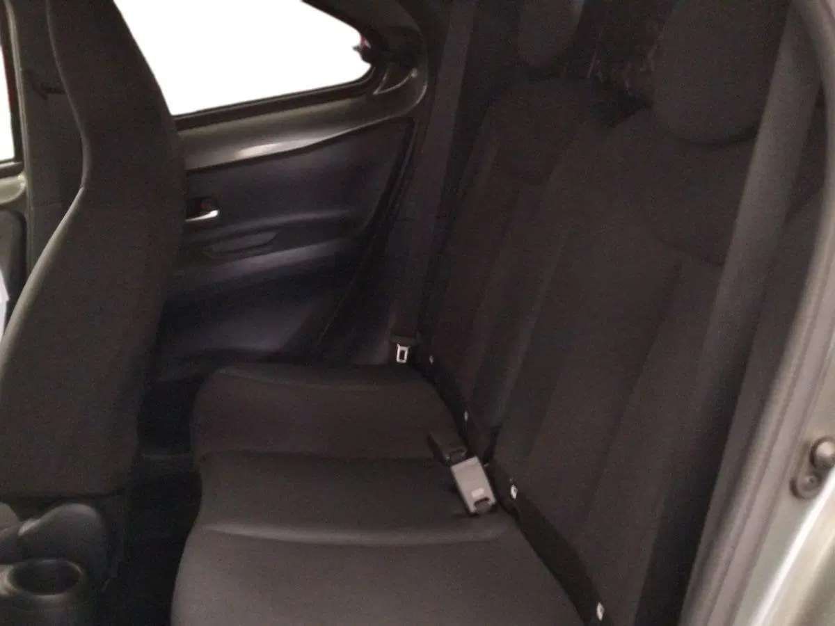 Toyota Aygo X usata a Roma (11)