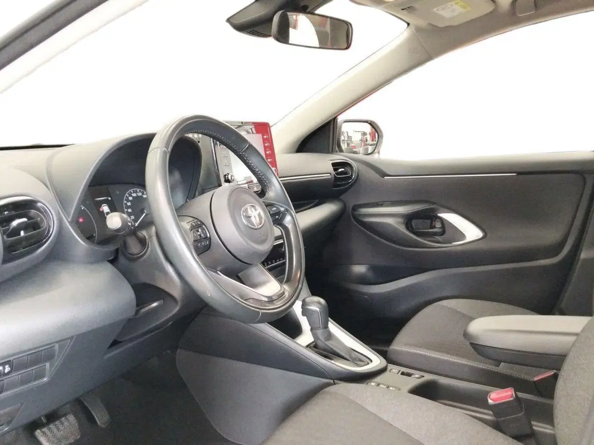 Toyota Yaris usata a Roma (7)