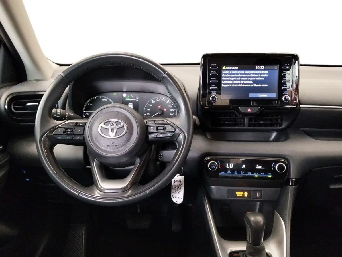 Toyota Yaris usata a Roma (8)