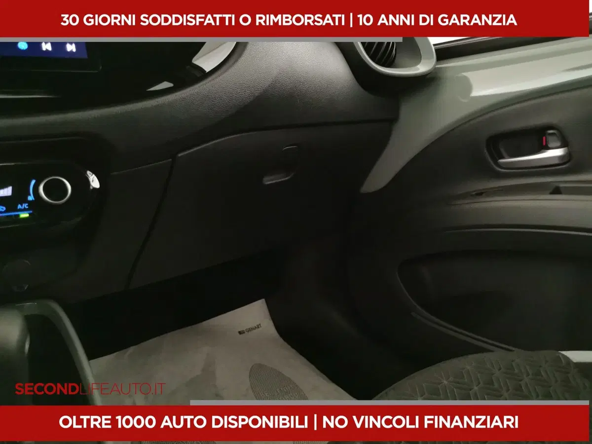 Toyota Aygo X usata a Chieti (17)