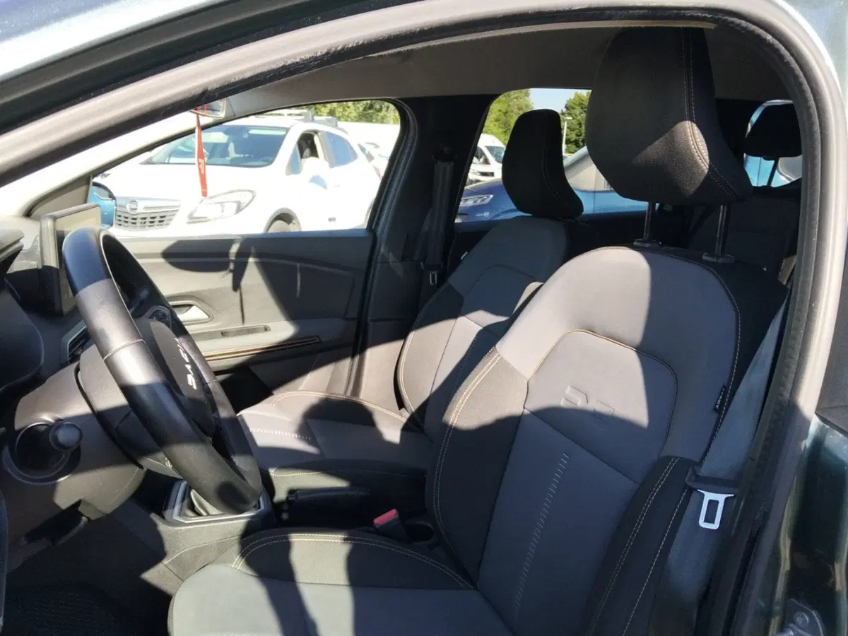 Dacia Jogger usata a Bologna (17)