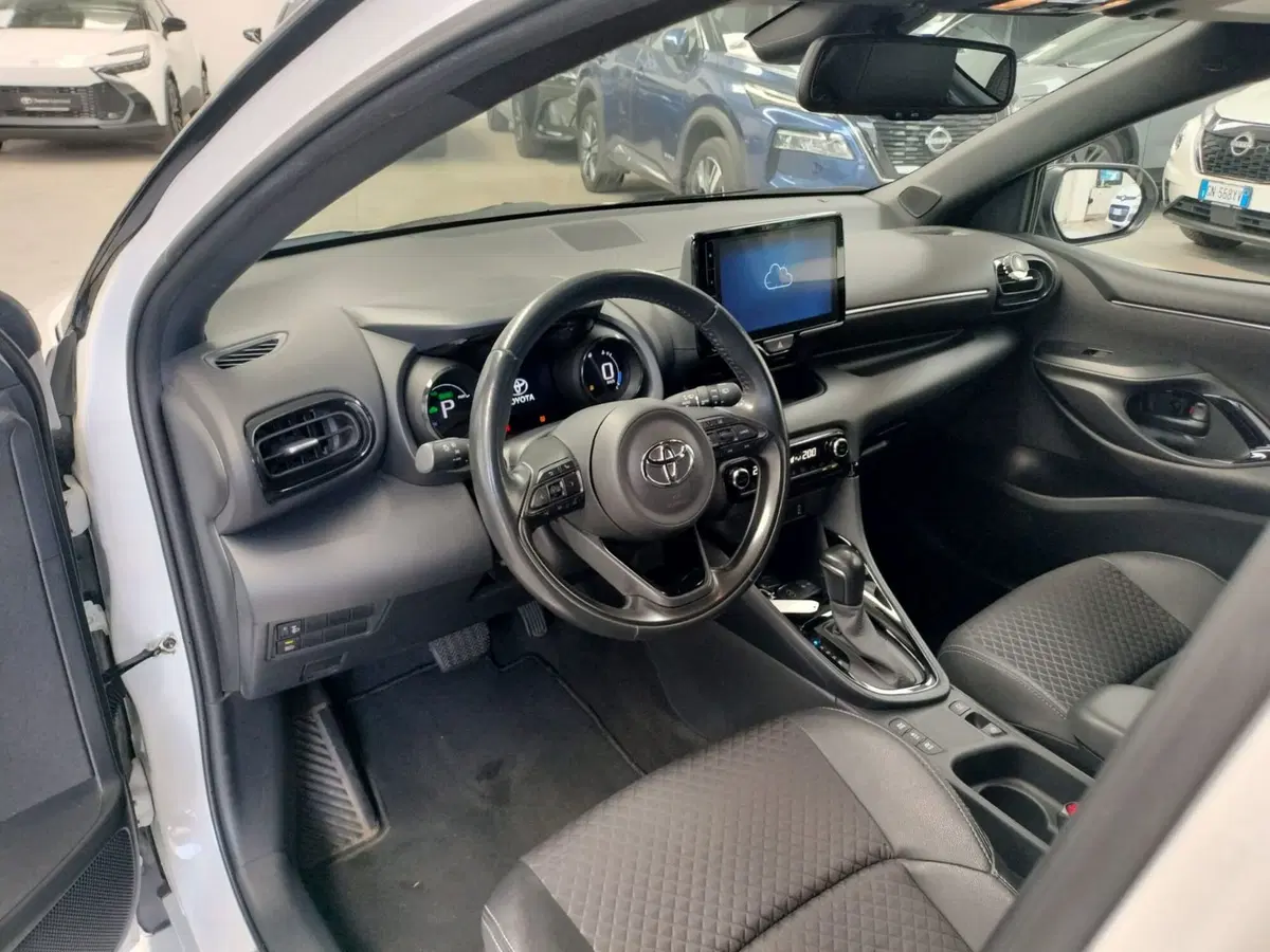 Toyota Yaris usata a Modena (8)