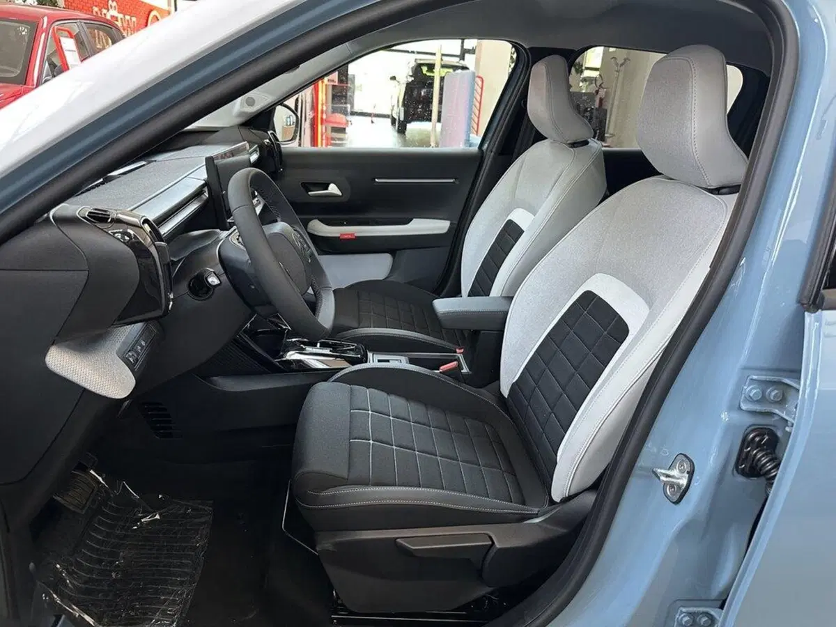 Citroen C3 nuova a Sondrio (9)