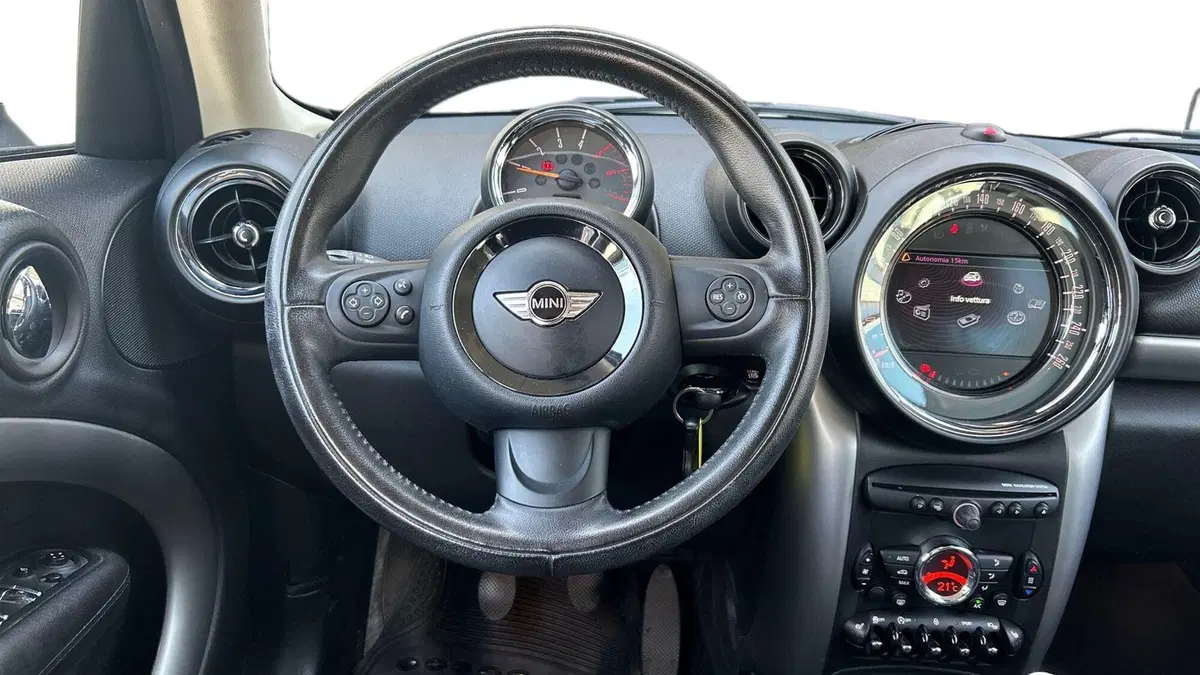 MINI Mini Countryman usata a Parma (8)