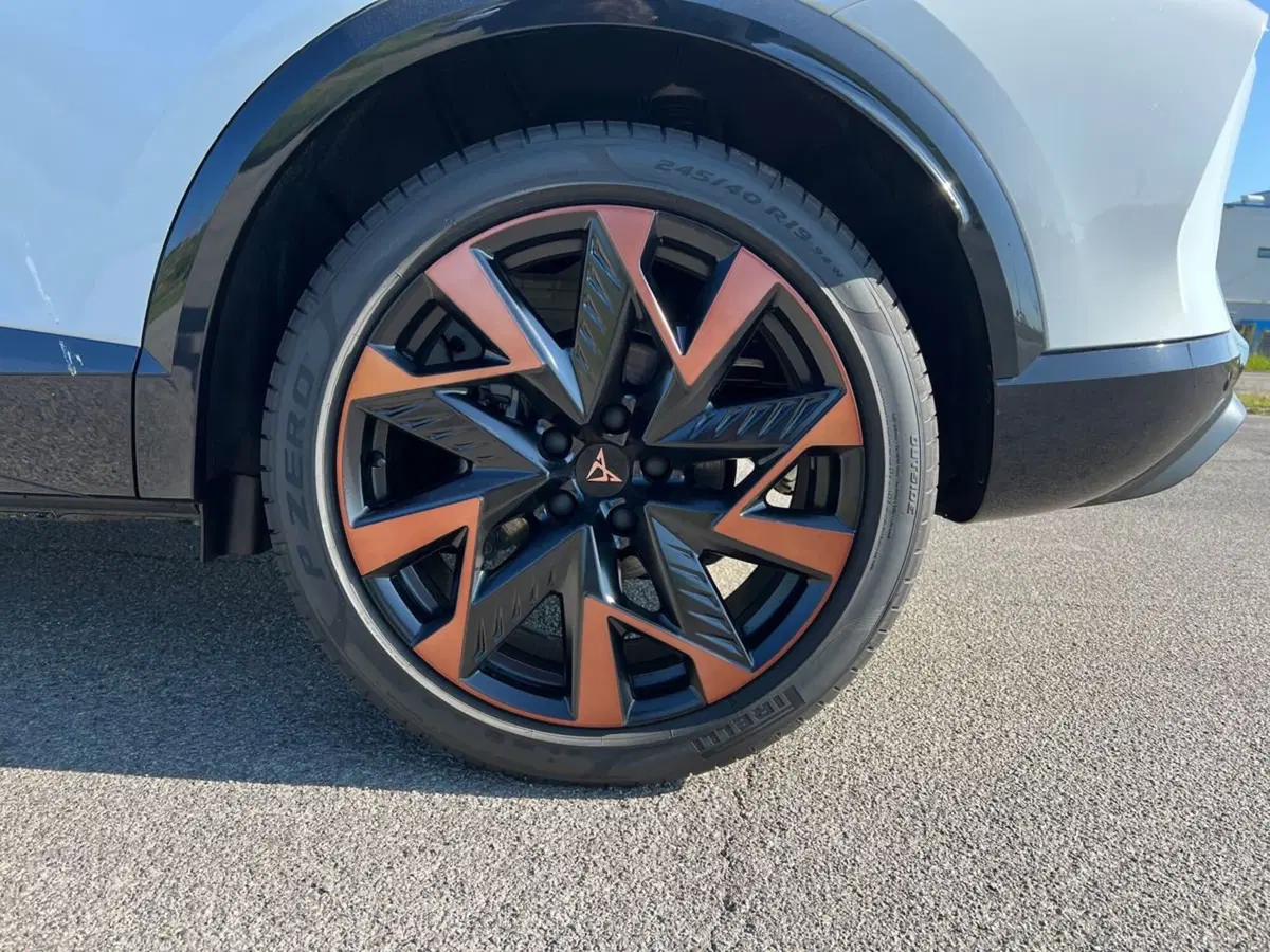 Cupra Formentor nuova a Siena (18)