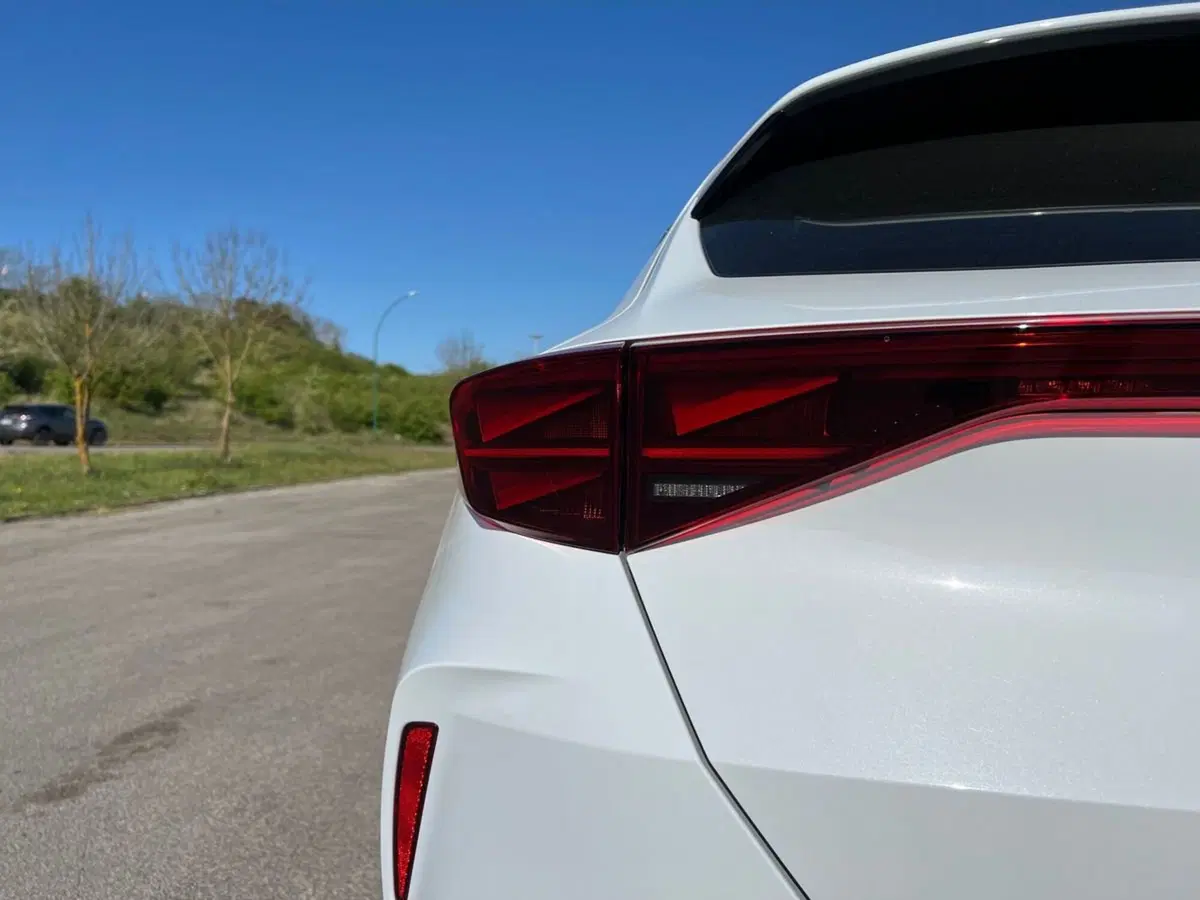Cupra Formentor nuova a Siena (19)