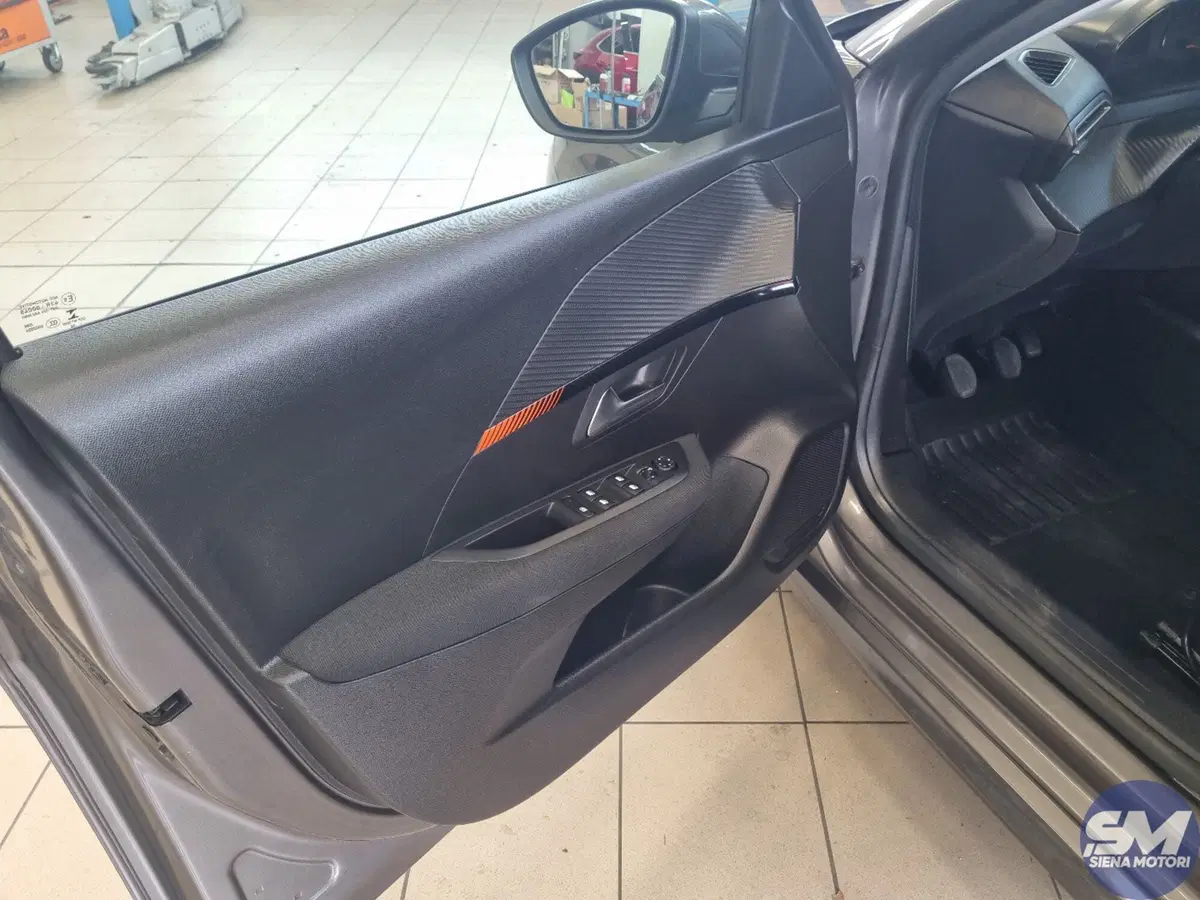 Peugeot 208 usata a Siena (15)