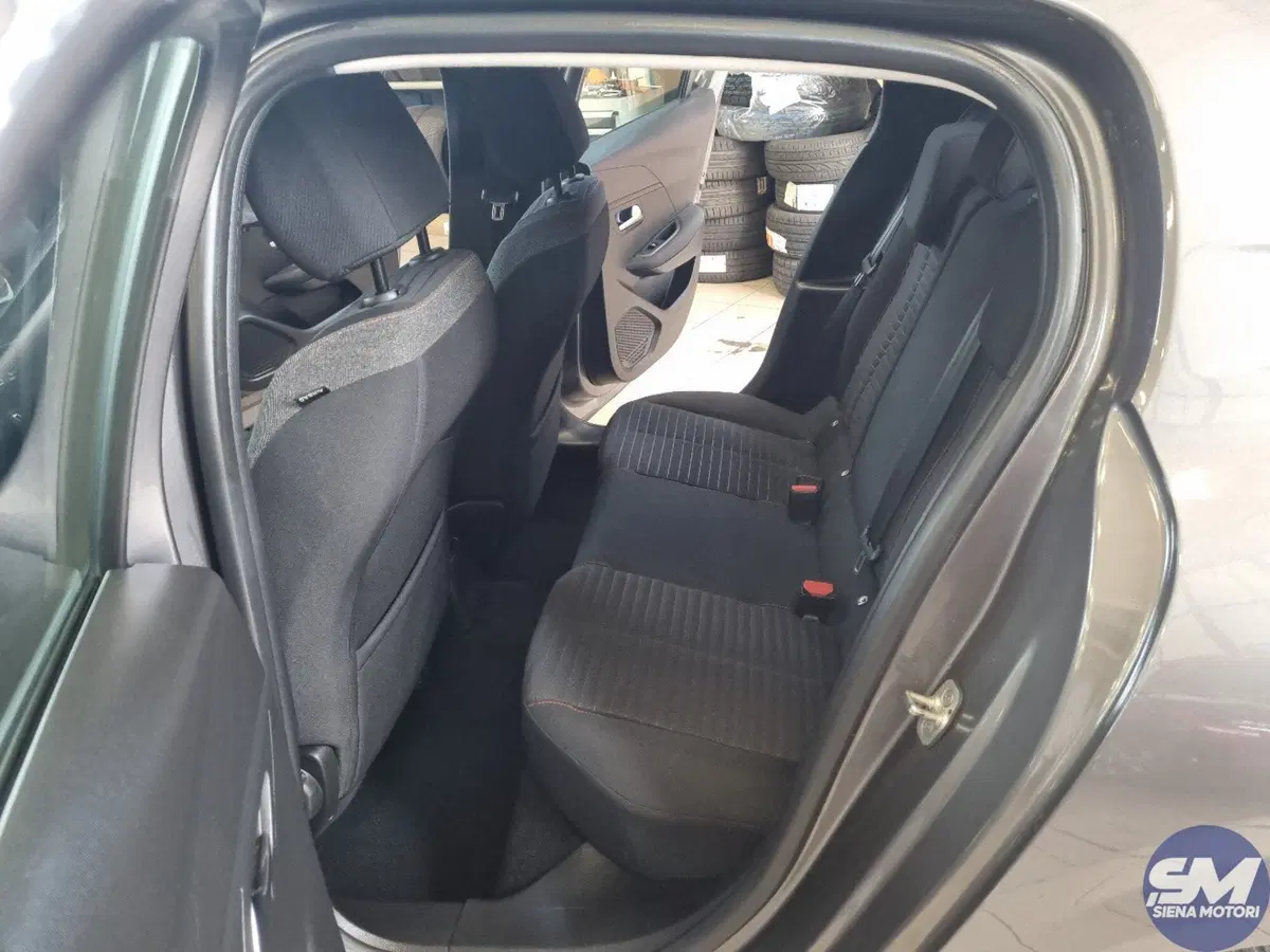 Peugeot 208 usata a Siena (17)