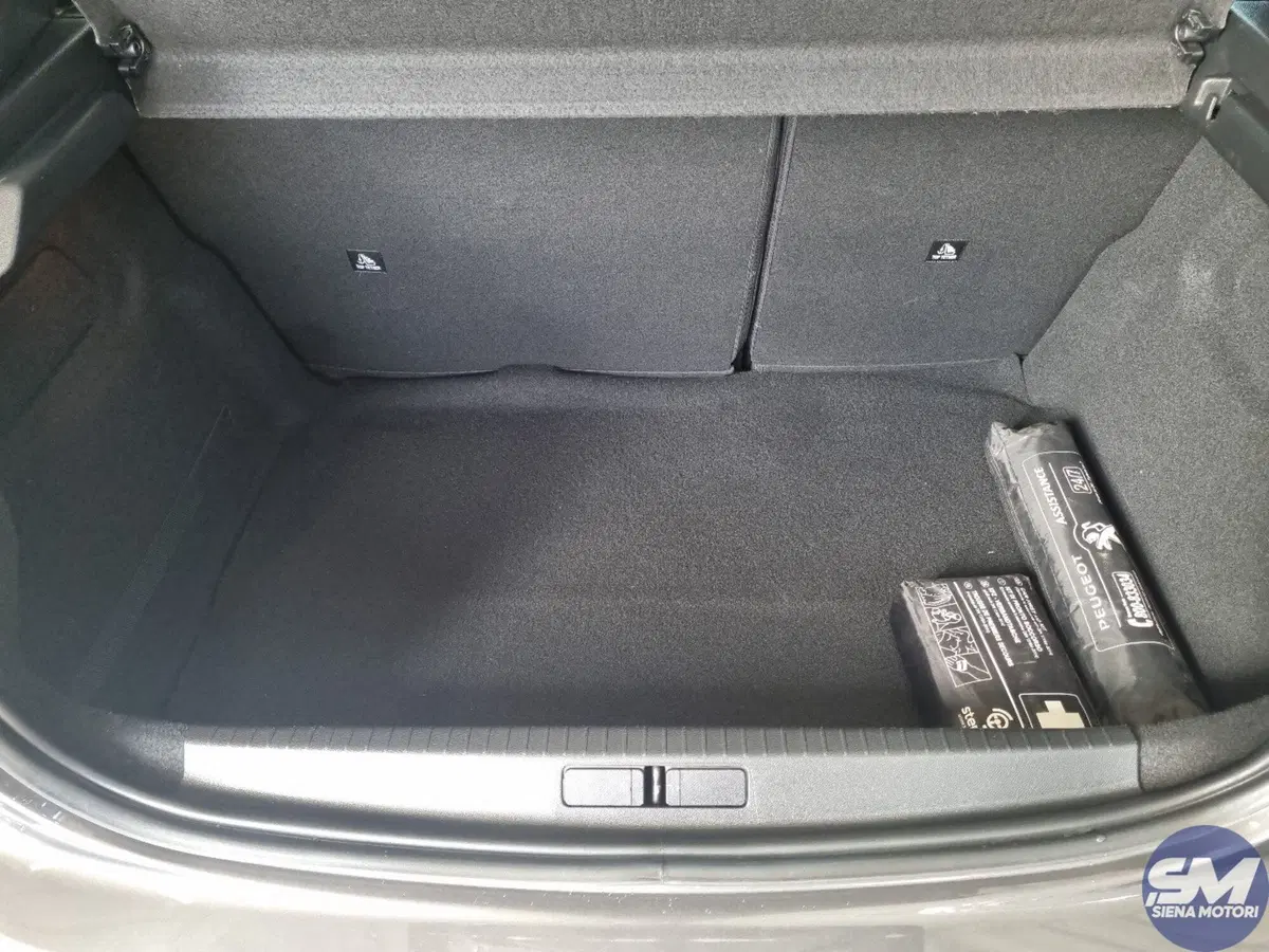 Peugeot 208 usata a Siena (18)