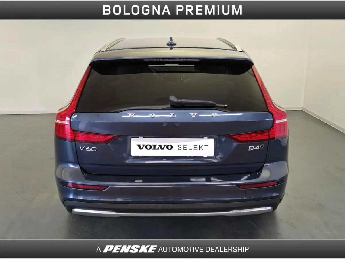 Volvo V60 Cross Country usata a Bologna (7)