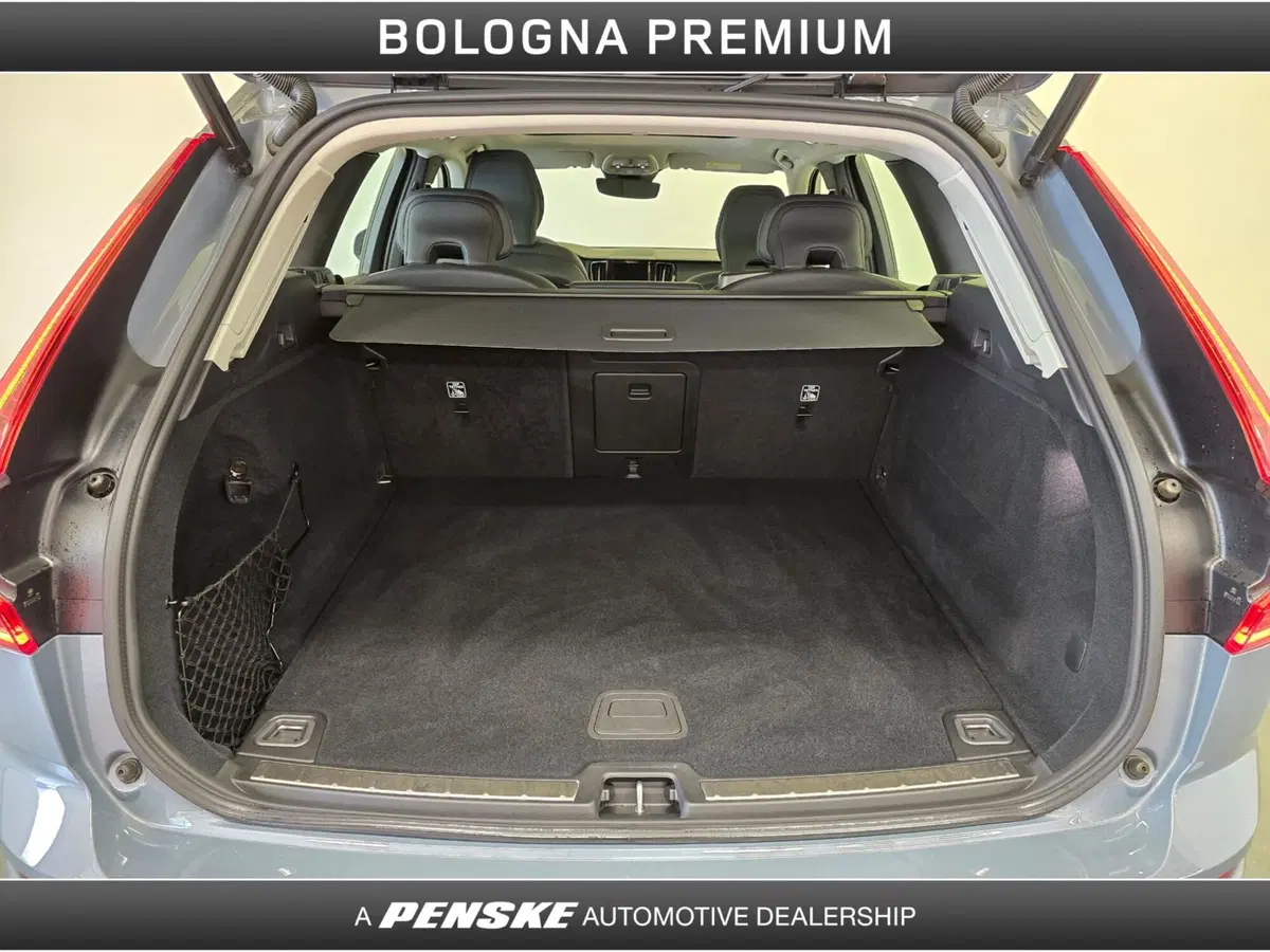 Volvo XC60 usata a Bologna (10)