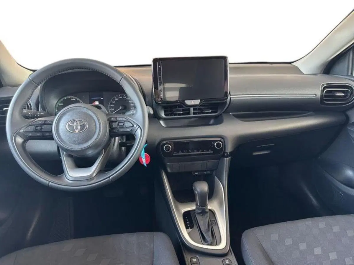 Toyota Yaris nuova a Perugia (13)