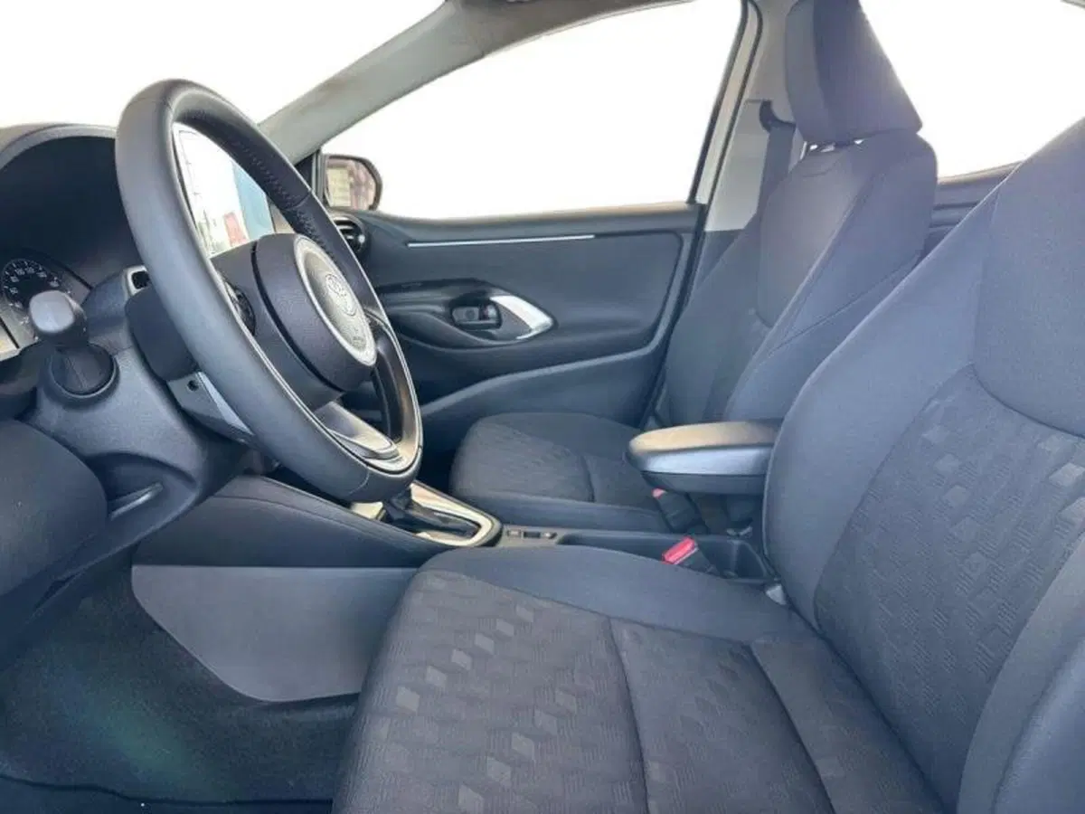 Toyota Yaris nuova a Perugia (15)