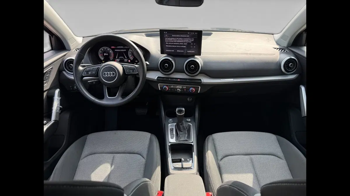 Audi Q2 usata a Palermo (11)