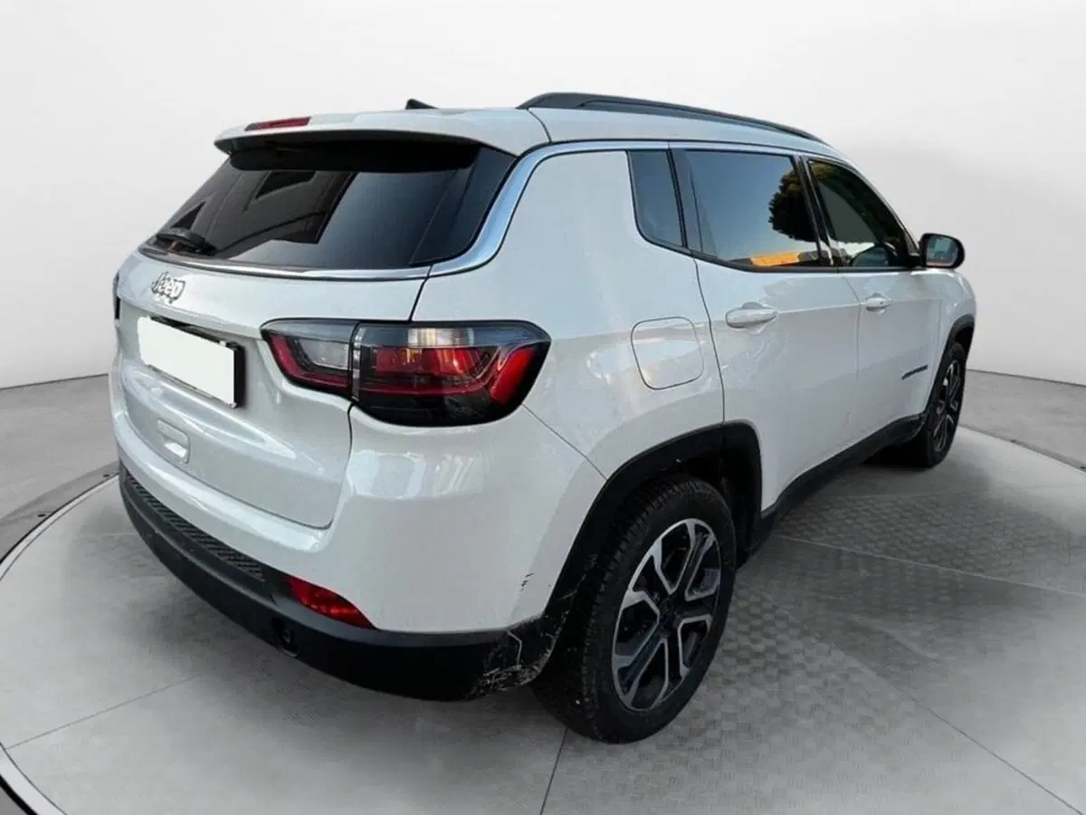 Jeep Compass usata a Salerno (4)